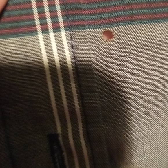 4$15 Plaid Buttondown Shirt - Picture 4 of 4